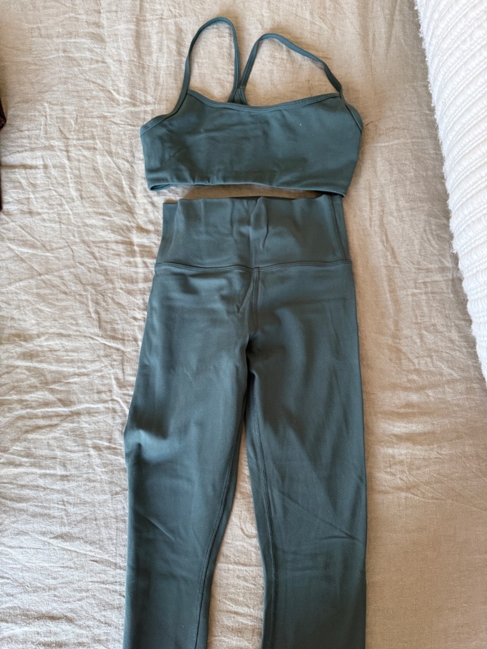 Vuori Olive Green Leggings & Sports Bra Set